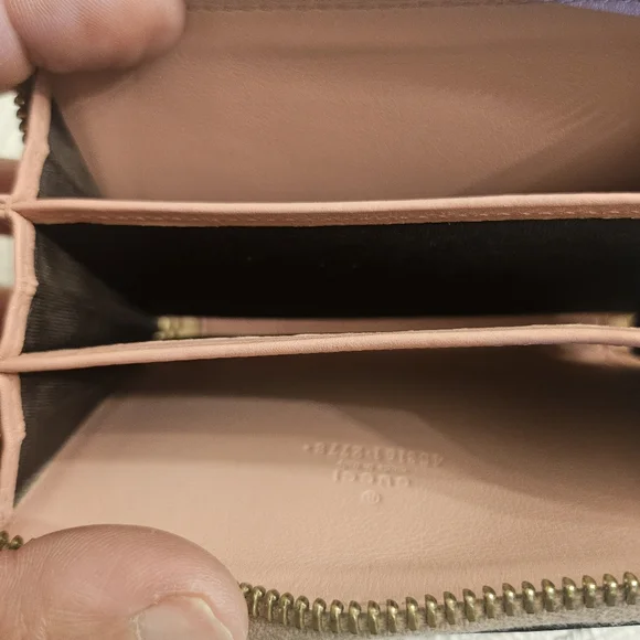 Gucci Cardholder π - Picture 5 of 9